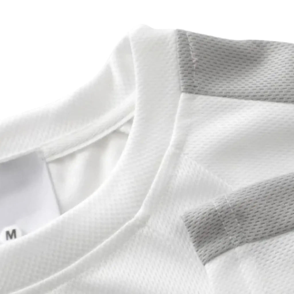 LUCENTE – TEE