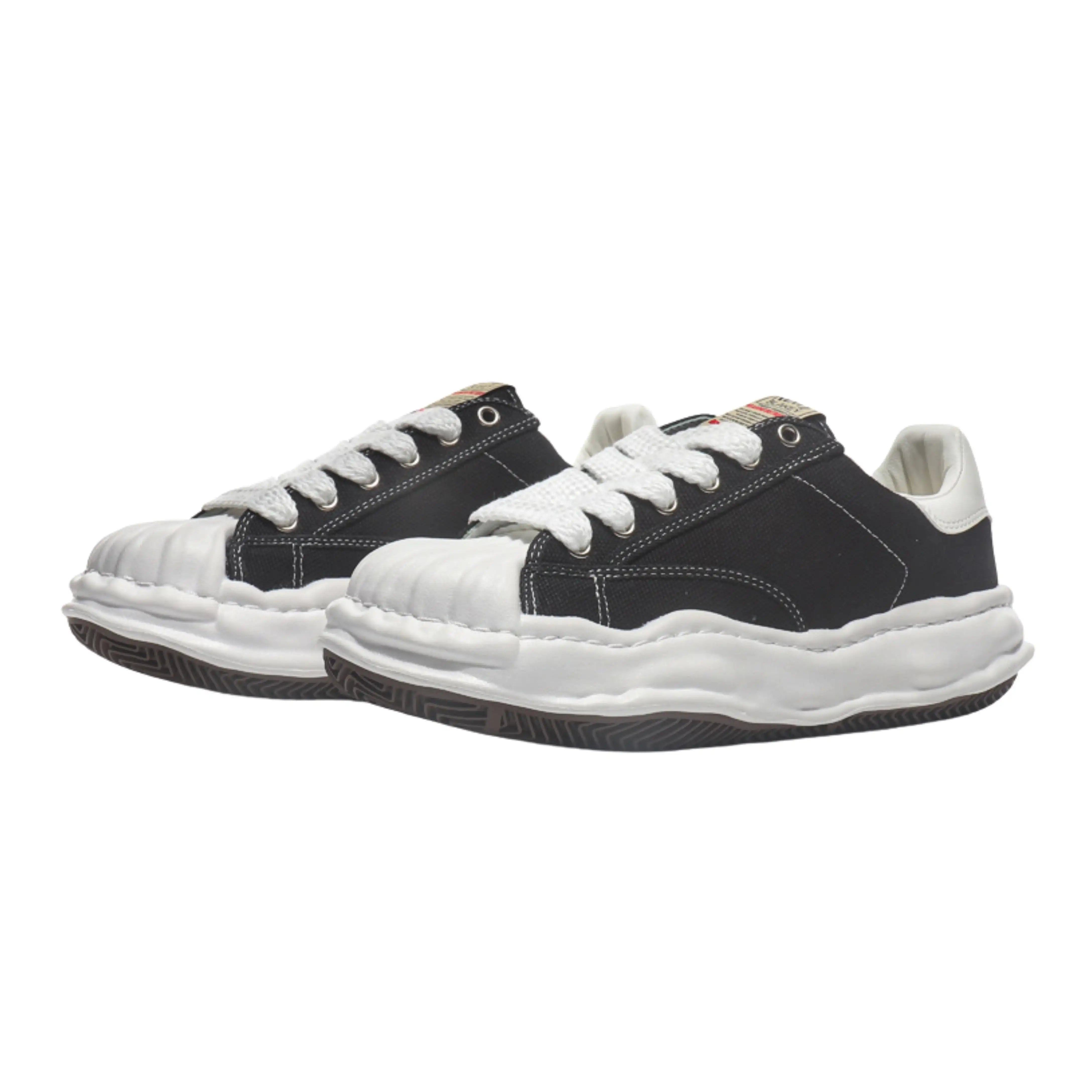 MIZUNO — SNEAKER - Off Culture