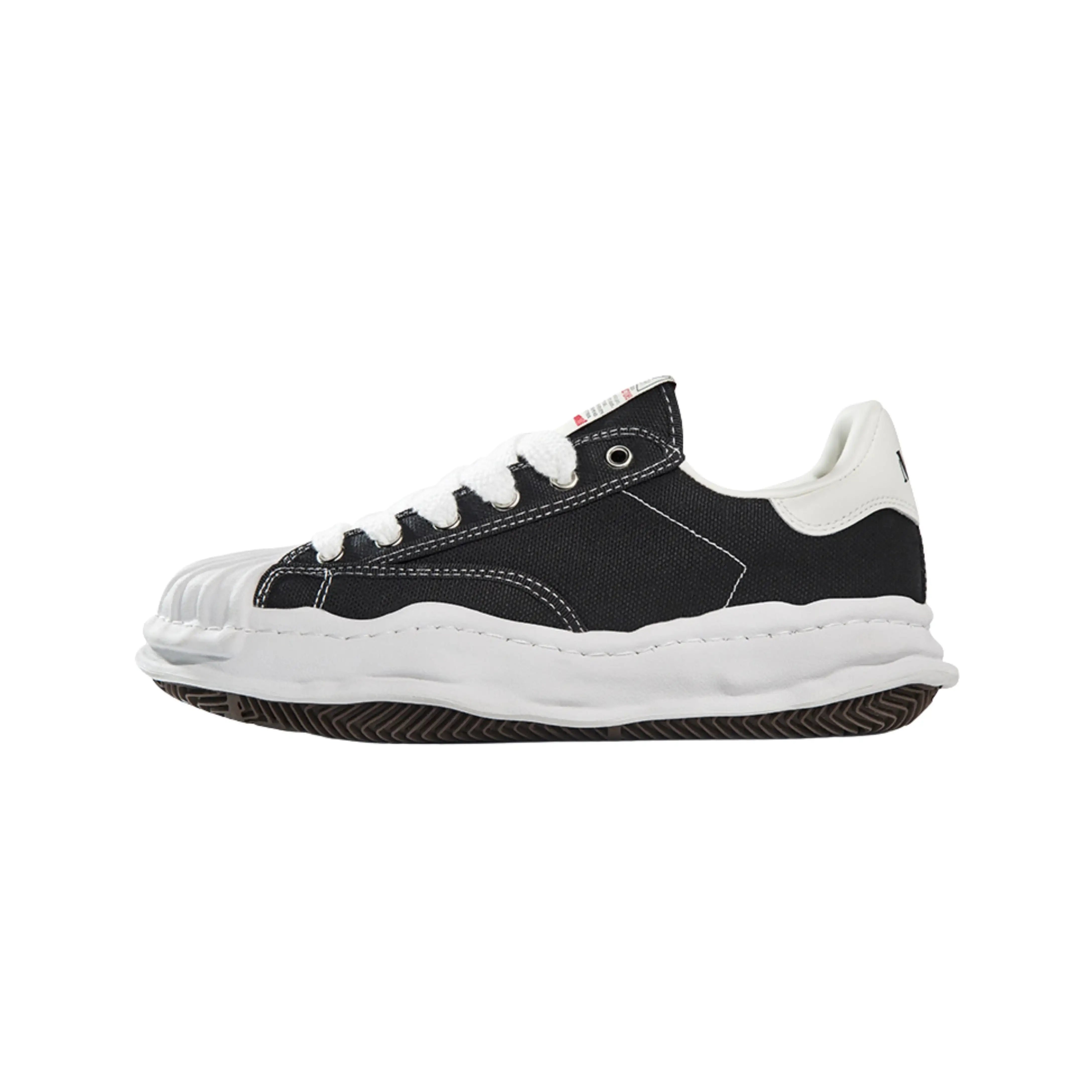 MIZUNO — SNEAKER - Off Culture