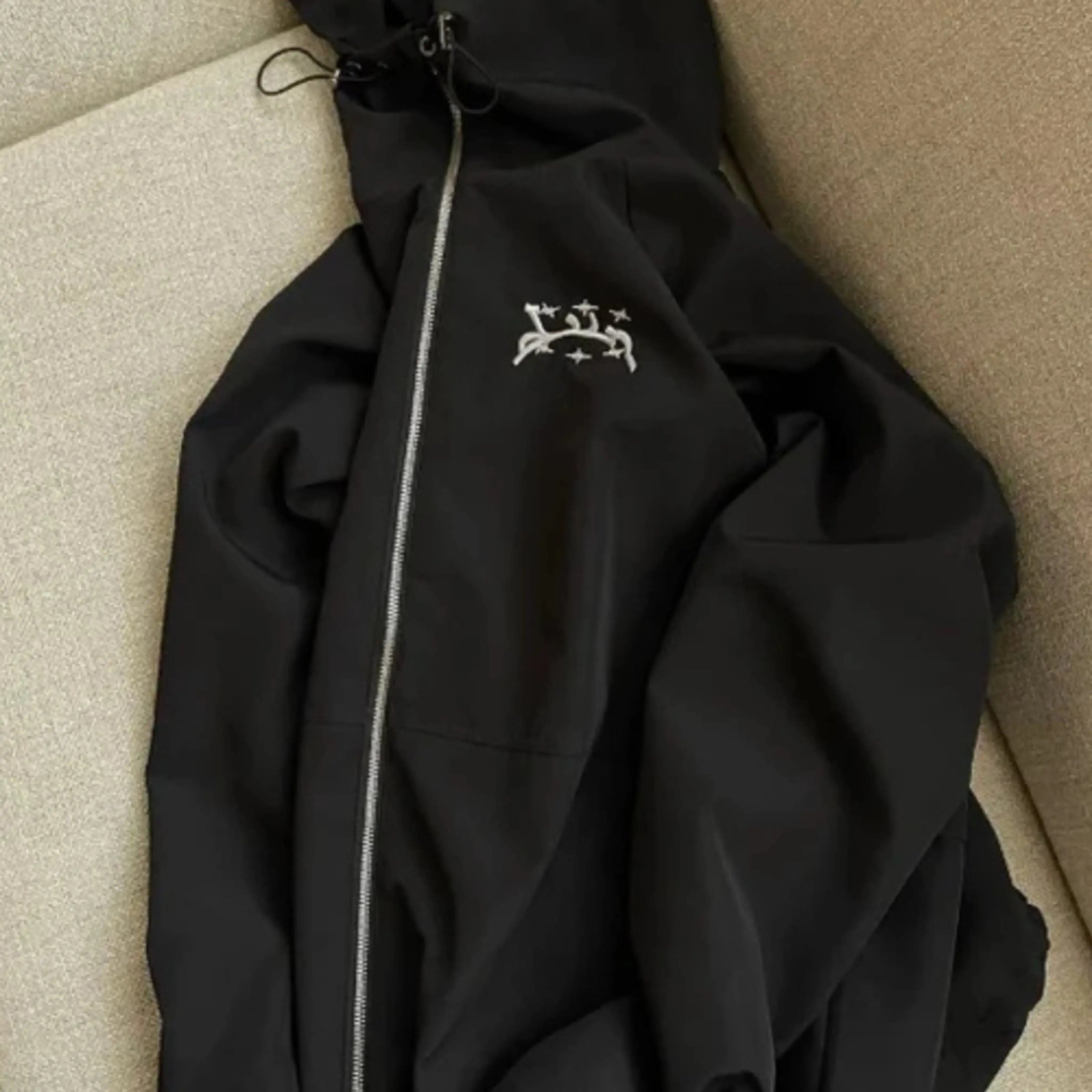 VEIKA — JACKET - Off Culture