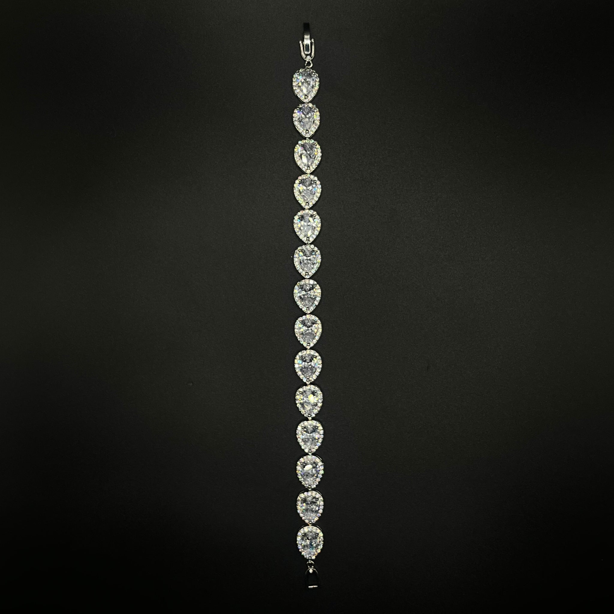 LAGRIMA BRILLANTE – BRACELET