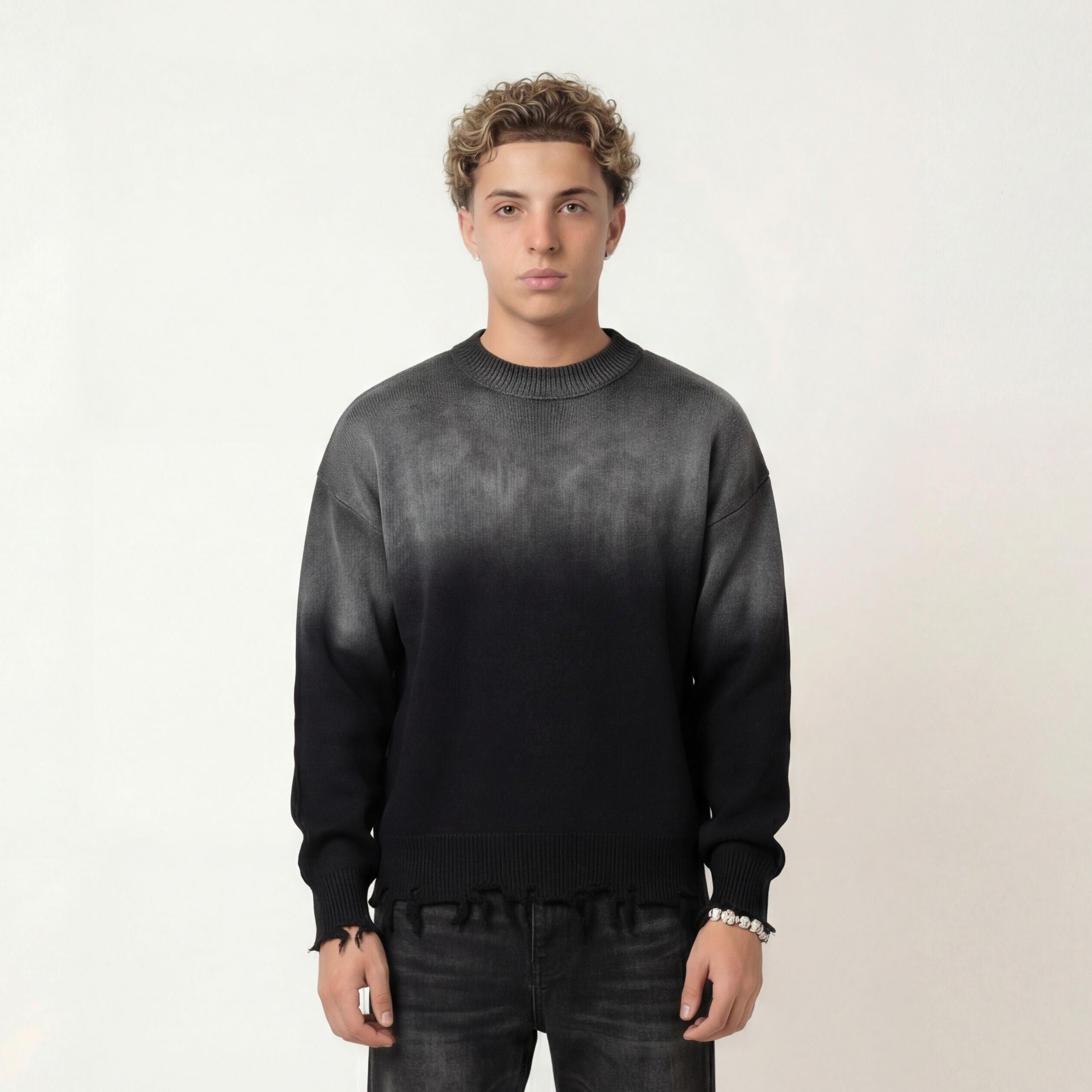 KEN - DISTRESSED SWEATER